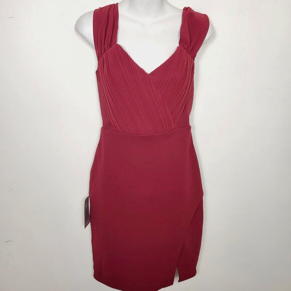 LE CHÂTEAU Red Cocktail Dress XS — Sweetheart Neckline, New with Tags - Picture 1 of 6
